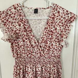 NWOT Adorable dress !